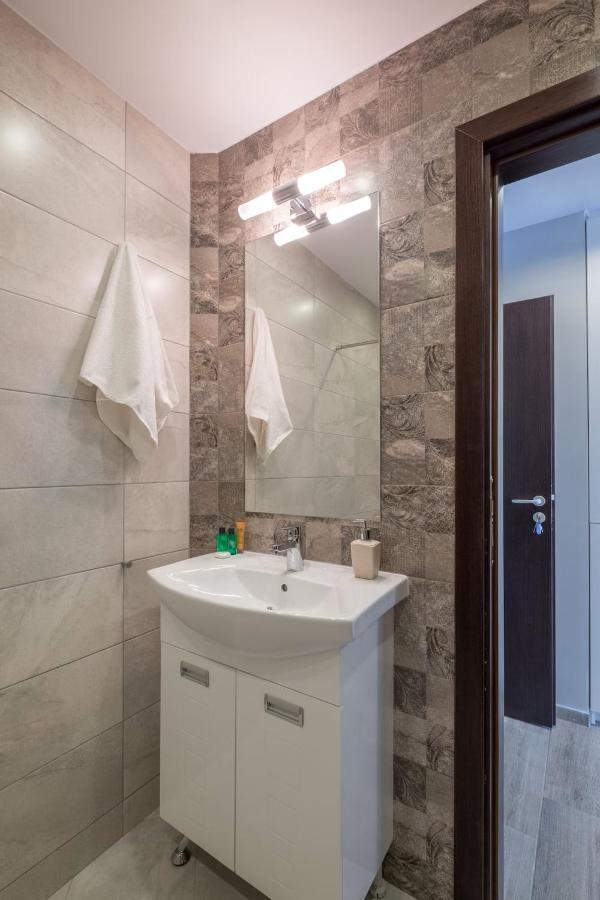 Quiet & Airy Modern Apt. Top Centre Free Parking ソフィア エクステリア 写真